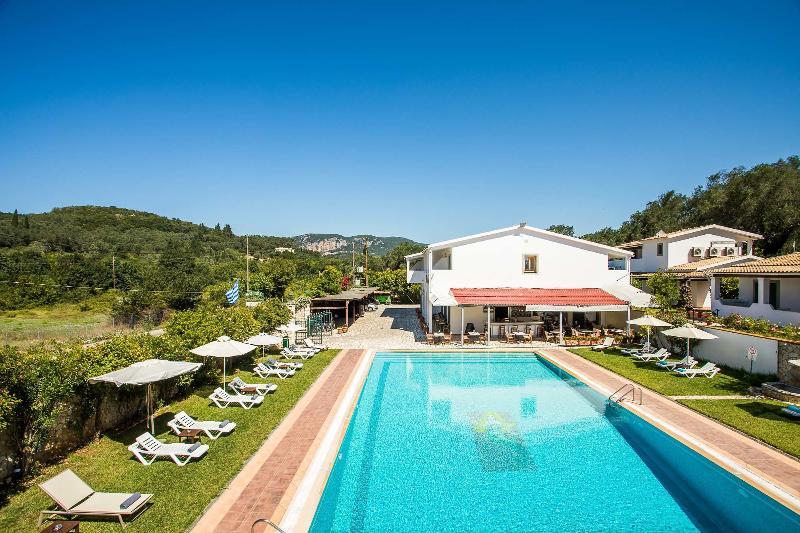 Paradise Inn Liapades Corfu Dış mekan fotoğraf